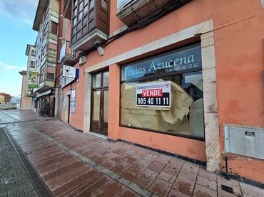 Locale commerciale in vendita a Llanes pueblo