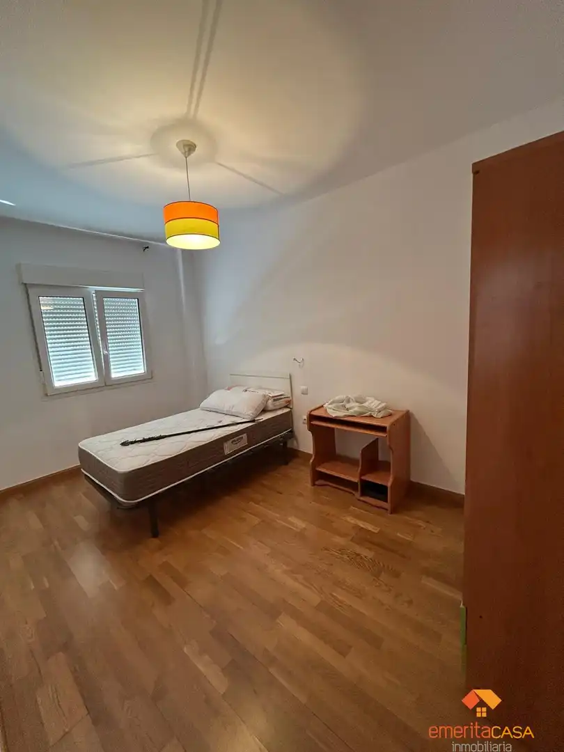 Schlafzimmer von Wohnung zur Miete in Mérida mit Klimaanlage, Parkett und Abstellraum