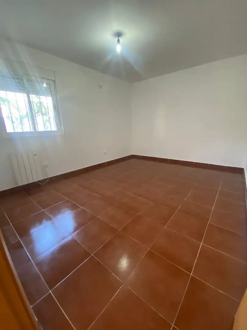 Casa o xalet en venda en Casarrubios del Monte amb Jardí privat, Piscina i Moblat