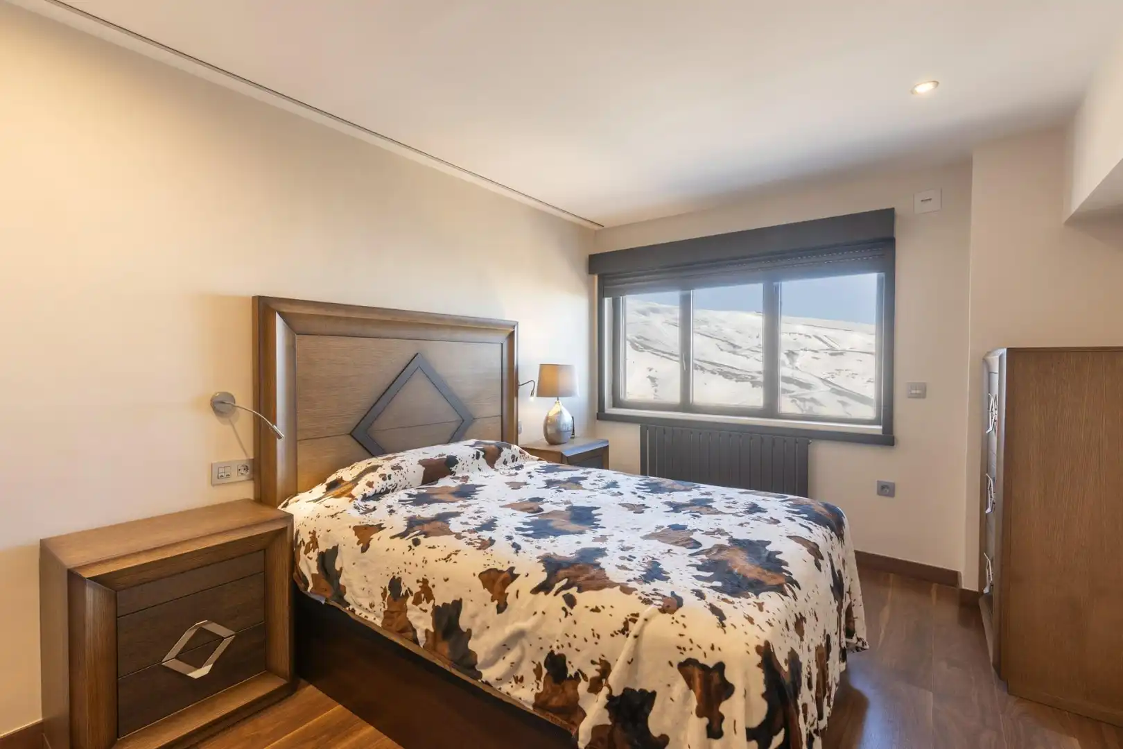 Dormitori de Apartament en venda en Sierra Nevada amb Calefacció i Traster
