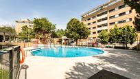 Swimming pool of Flat for sale in  Madrid Capital  with Air Conditioner, Heating and Parquet flooring