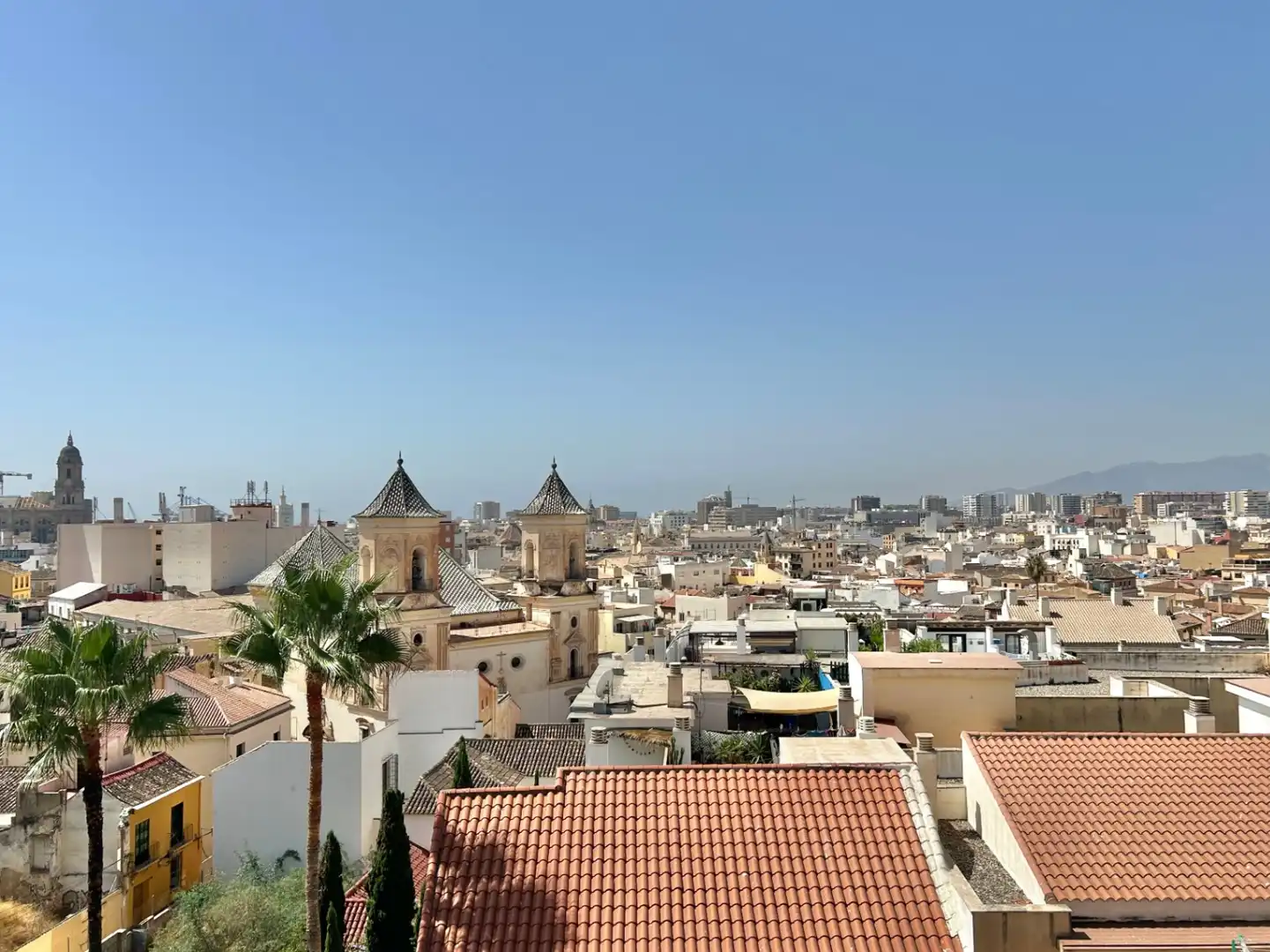 Vista exterior de Apartament en venda en Málaga amb Aire condicionat, Balcó i Internet