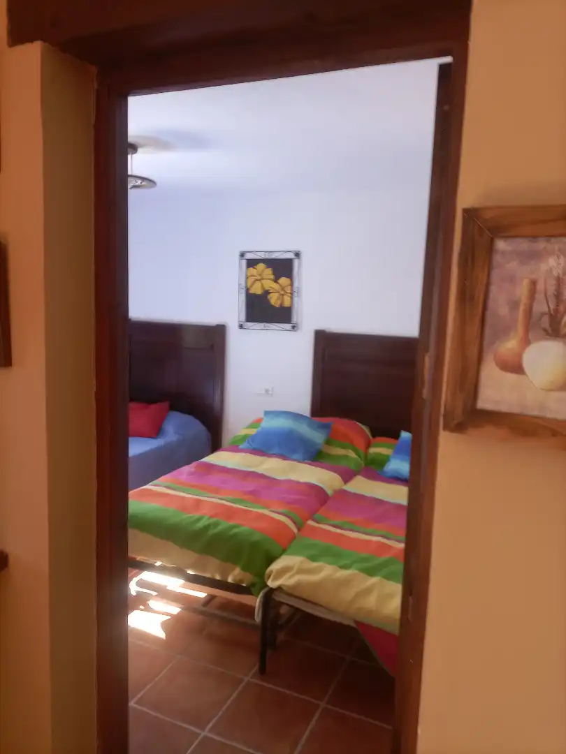 Habitación de Apartamento en venta en Alpujarra de la Sierra con Calefacción, Amueblado y Microondas