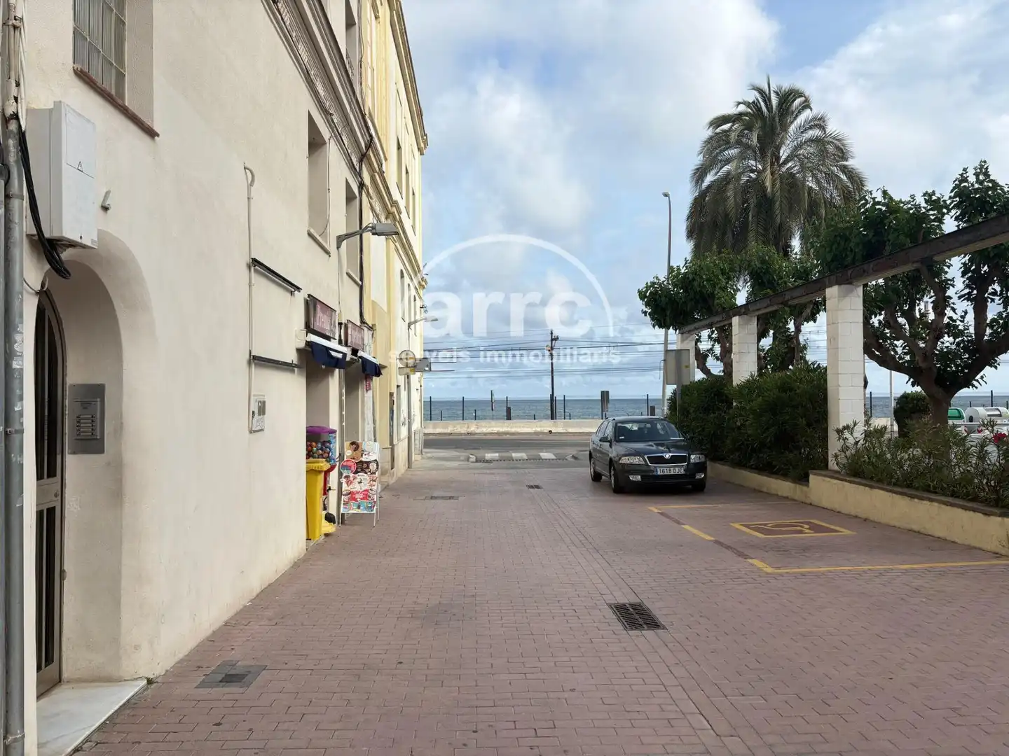 Local comercial de lloguer a Centre - Nucli Antic, imagen 2