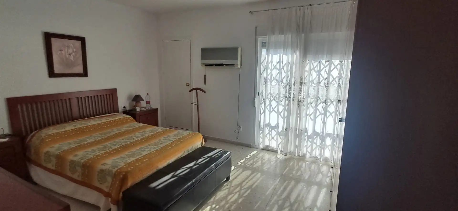 Dormitori de Casa adosada en venda en Utrera amb Aire condicionat, Traster i Moblat