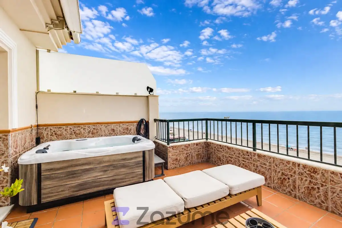 Terraza de Ático de alquiler en Vélez-Málaga con Aire acondicionado, Calefacción y Terraza