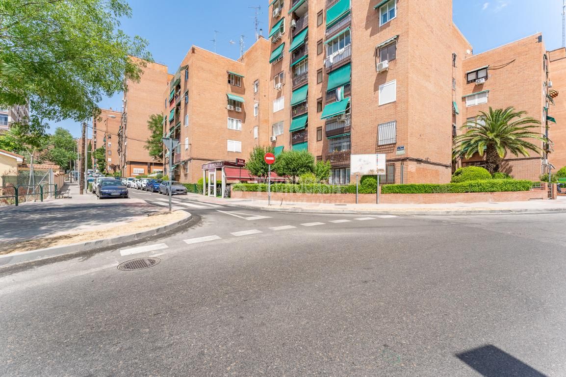 Vista exterior de Pis en venda en  Madrid Capital amb Calefacció