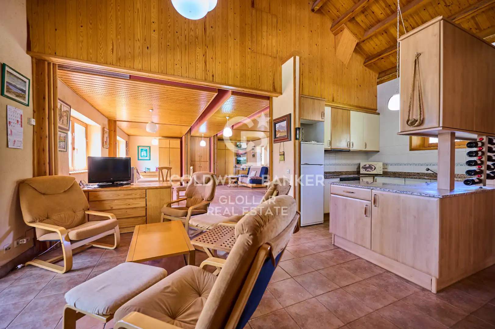 Sala d'estar de Casa o xalet en venda en Isòvol amb Calefacció, Jardí privat i Parquet