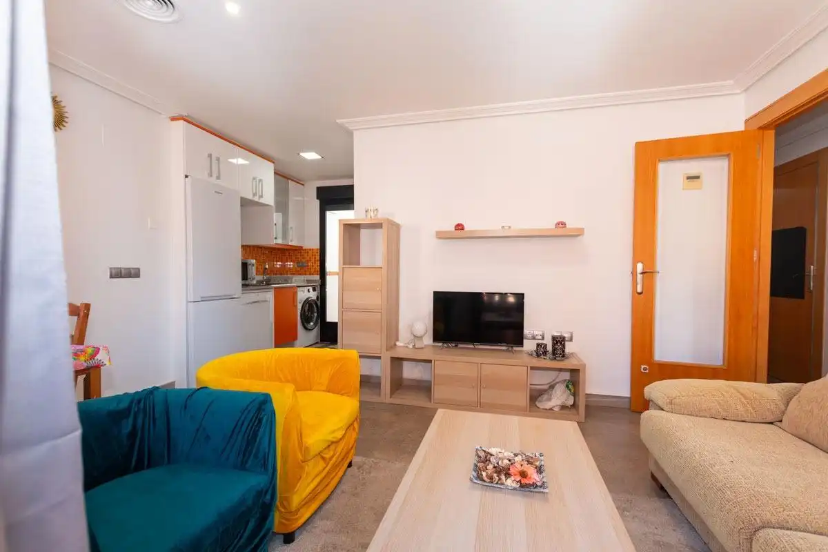 Sala de estar de Apartamento en venta en Torrevieja con Terraza y Balcón
