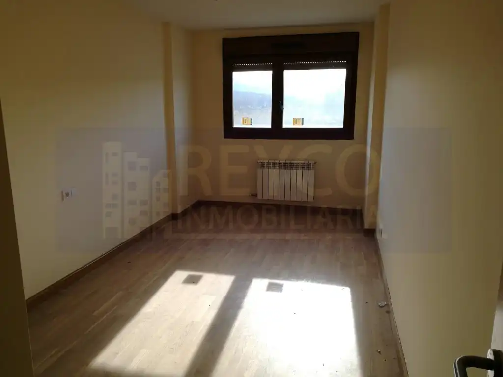 Schlafzimmer von Wohnung zum Verkauf in Baños de Río Tobía