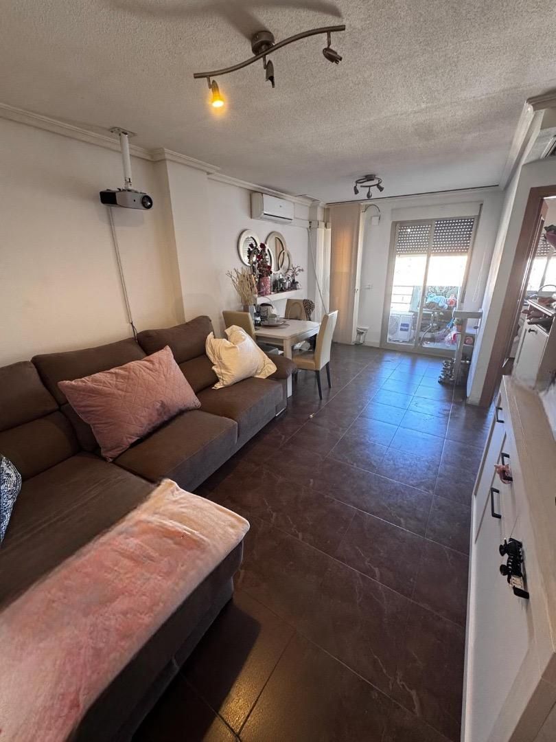 Sala d'estar de Pis en venda en Santa Pola amb Jardí privat i Balcó