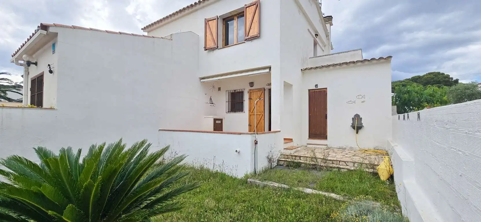 Exterior view of Detached homes for sale in L'Escala  with Air Conditioner, Private garden and Terrace