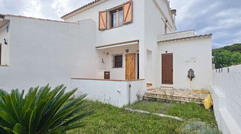 Foto 2 de Casa adosada en venta en Passatge Punta Milà-34, Montgó, L'Escala