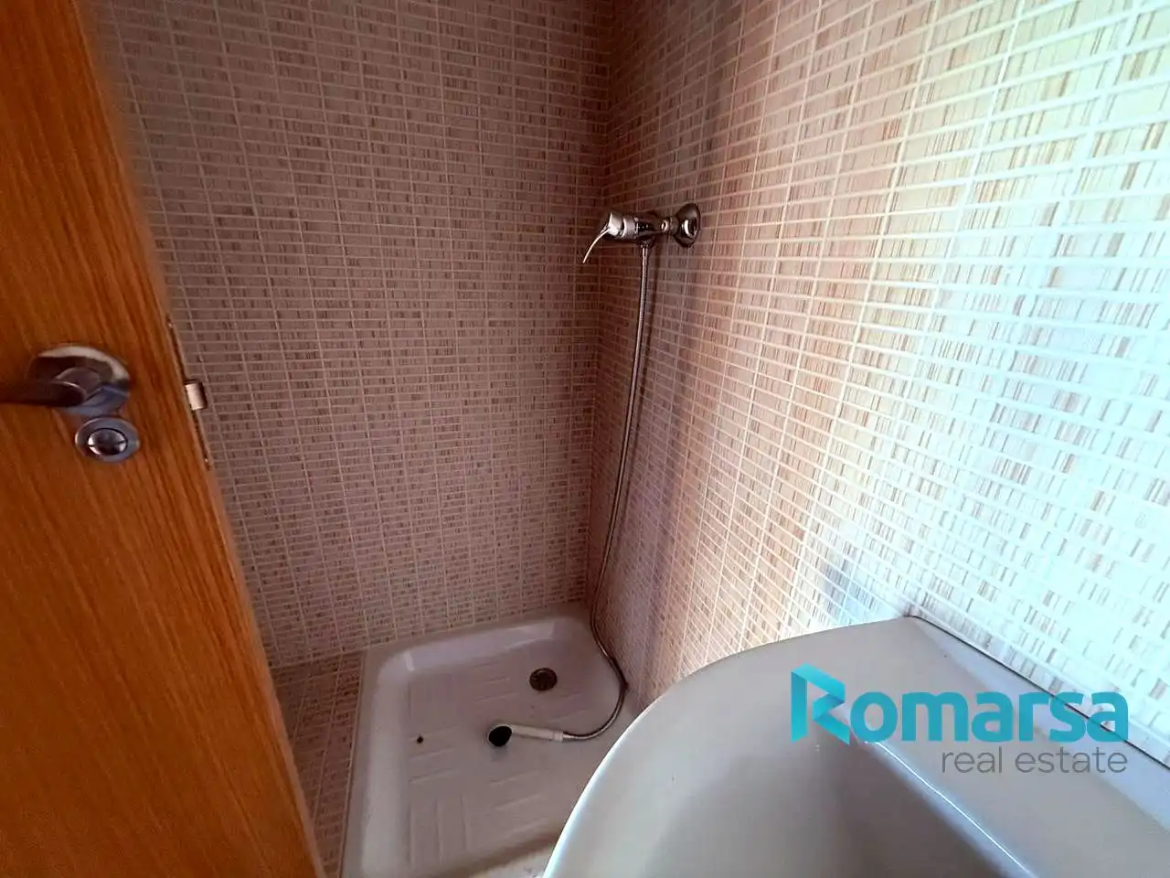 Baño de Piso en venta en Ávila con Calefacción, Parquet y Terraza