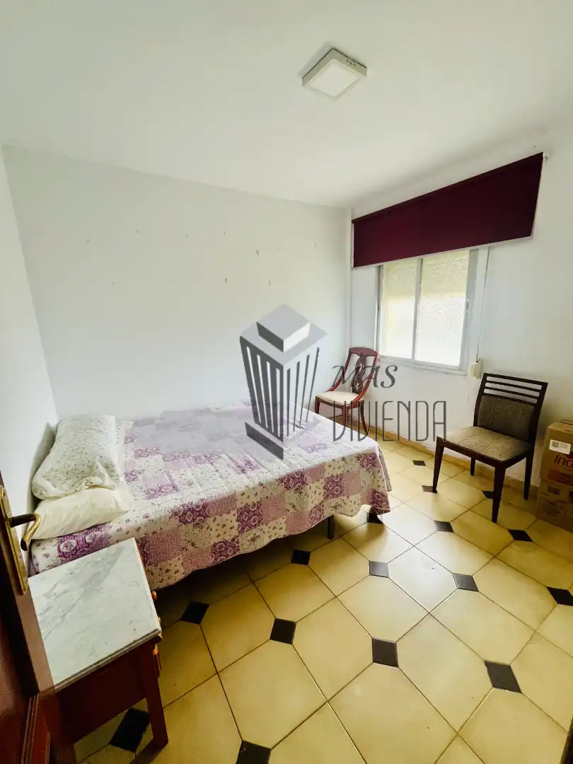 Habitación de Piso en venta en Algeciras con Amueblado