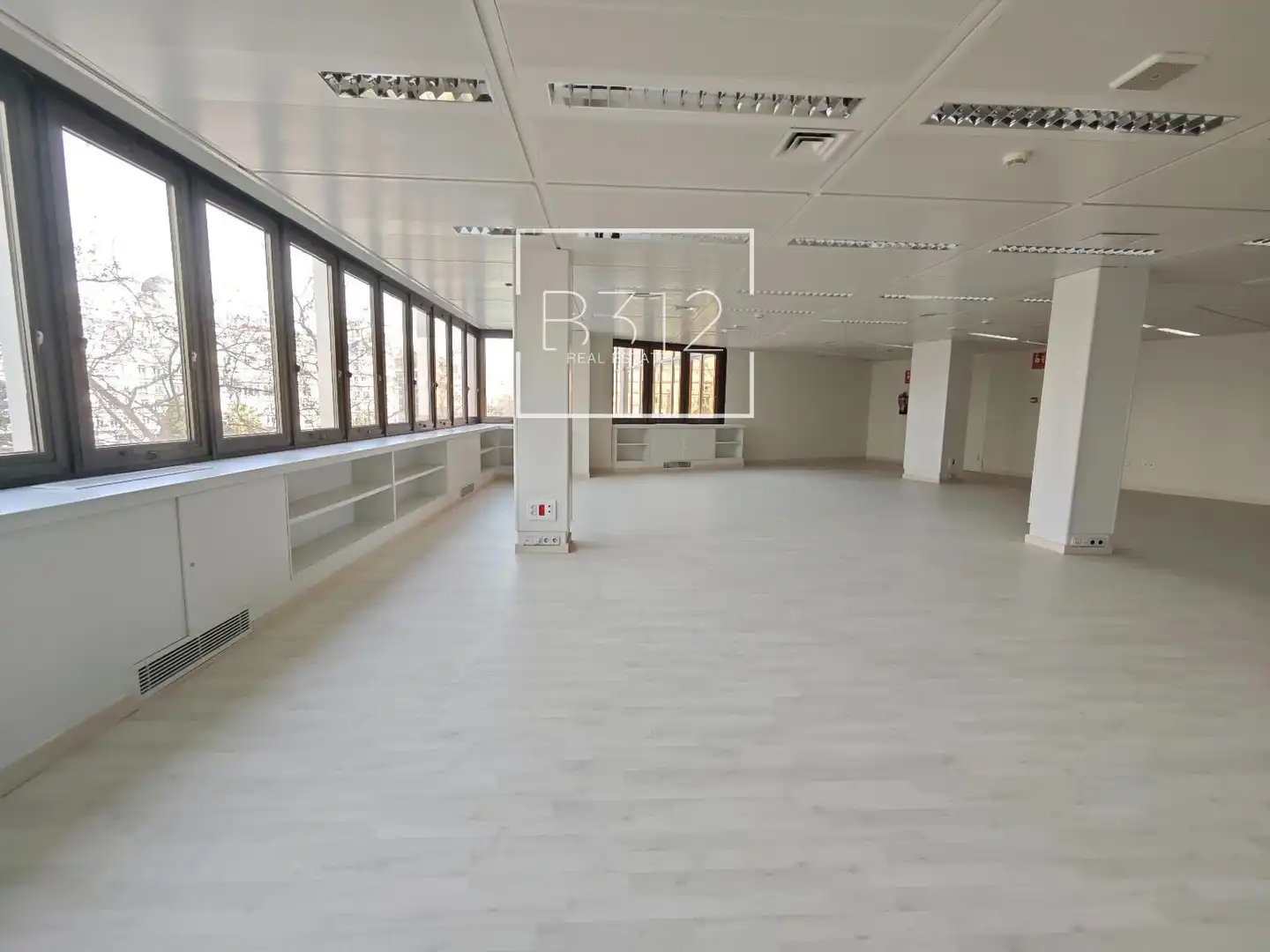 Ufficio con ascensore in affitto a Francesc Macià, imagen 3