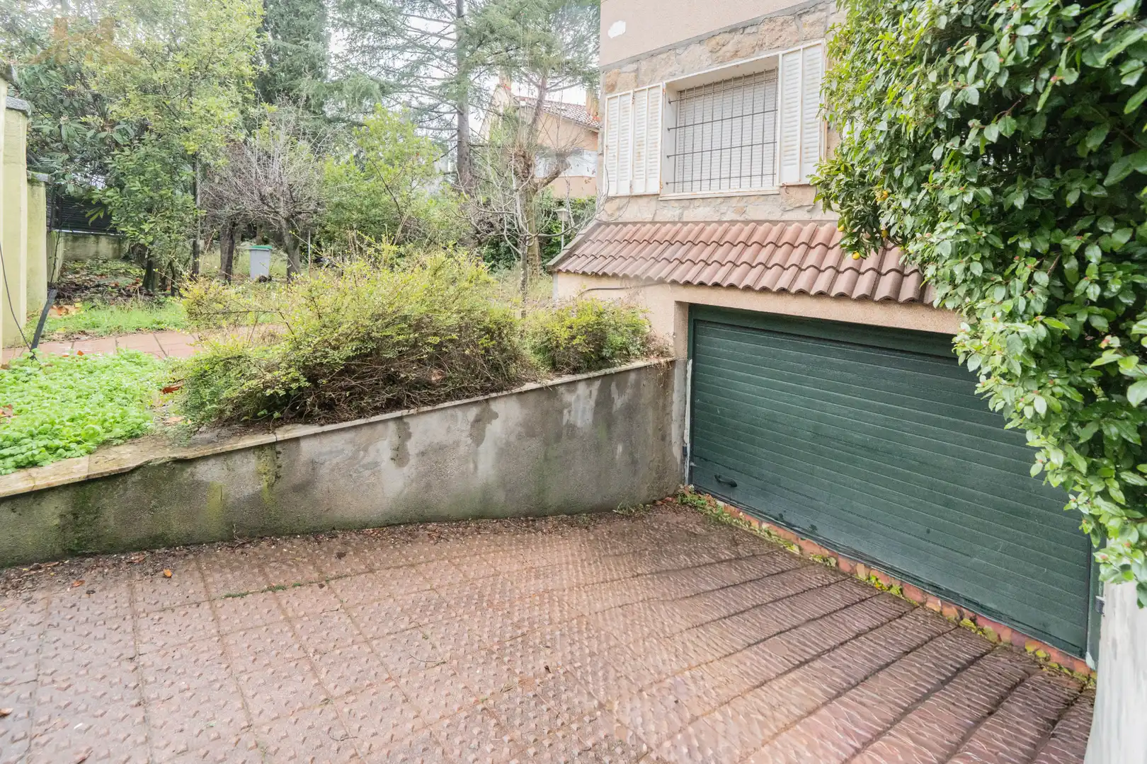 Jardí de Casa adosada en venda en Alpedrete amb Calefacció, Terrassa i Traster