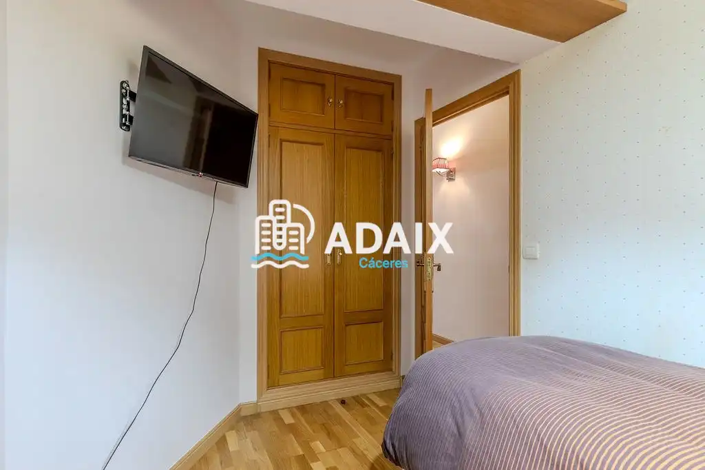 Habitación de Piso en venta en Cáceres con Aire acondicionado y Calefacción