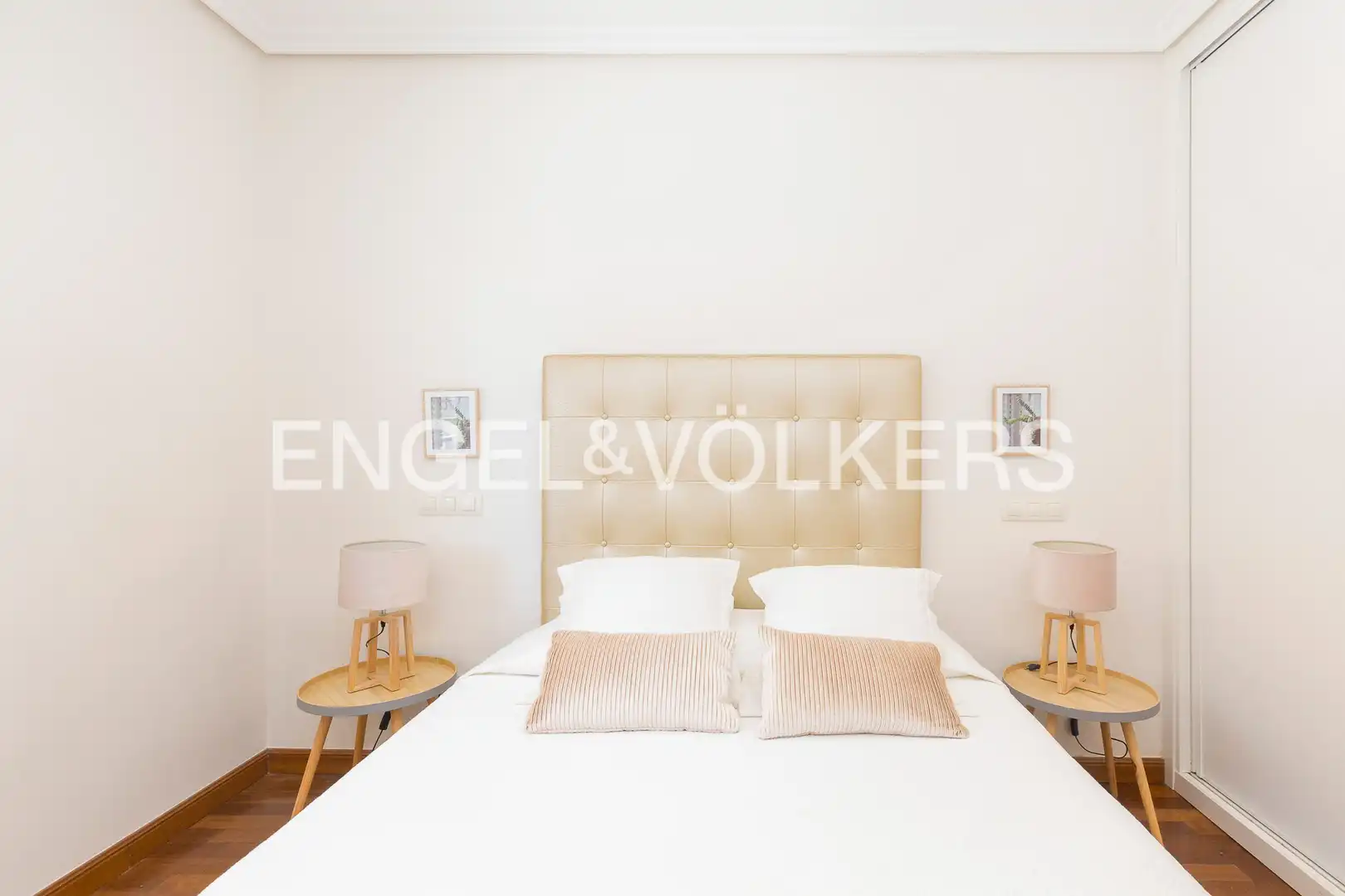 Bedroom of Flat for rent in Madrid  with Air Conditioner, Heating and Parquet flooring