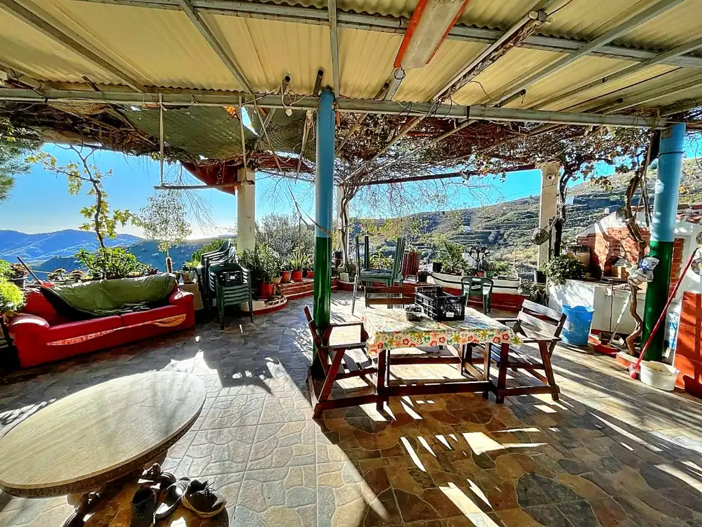 Terraza de Finca rústica en venta en Macharaviaya con Jardín privado, Terraza y Amueblado
