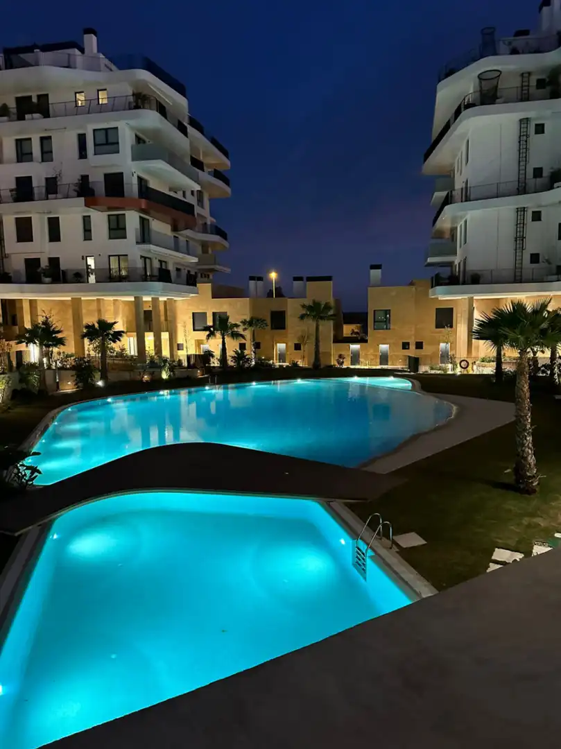 Mini appartamento con piscina in vendita a Centro Urbano