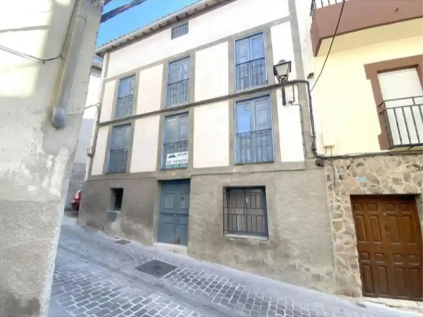Vista exterior de Casa adosada en venda en Garganta la Olla
