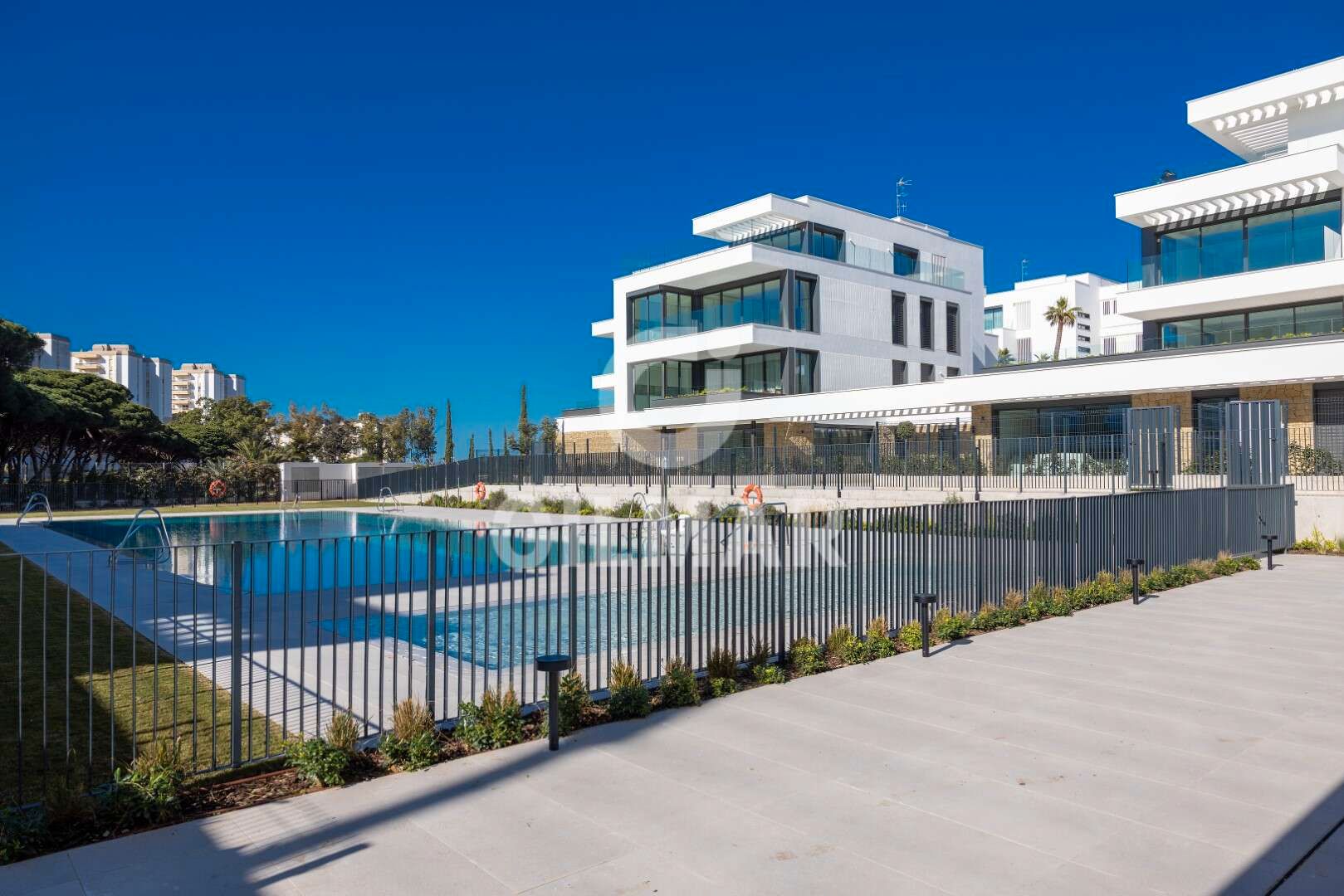 Swimming pool of Flat for sale in El Puerto de Santa María  with Air Conditioner, Heating and Storage room
