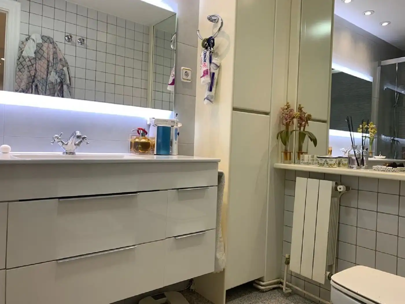 Badezimmer von Wohnung zum Verkauf in Murcia mit Klimaanlage und Abstellraum