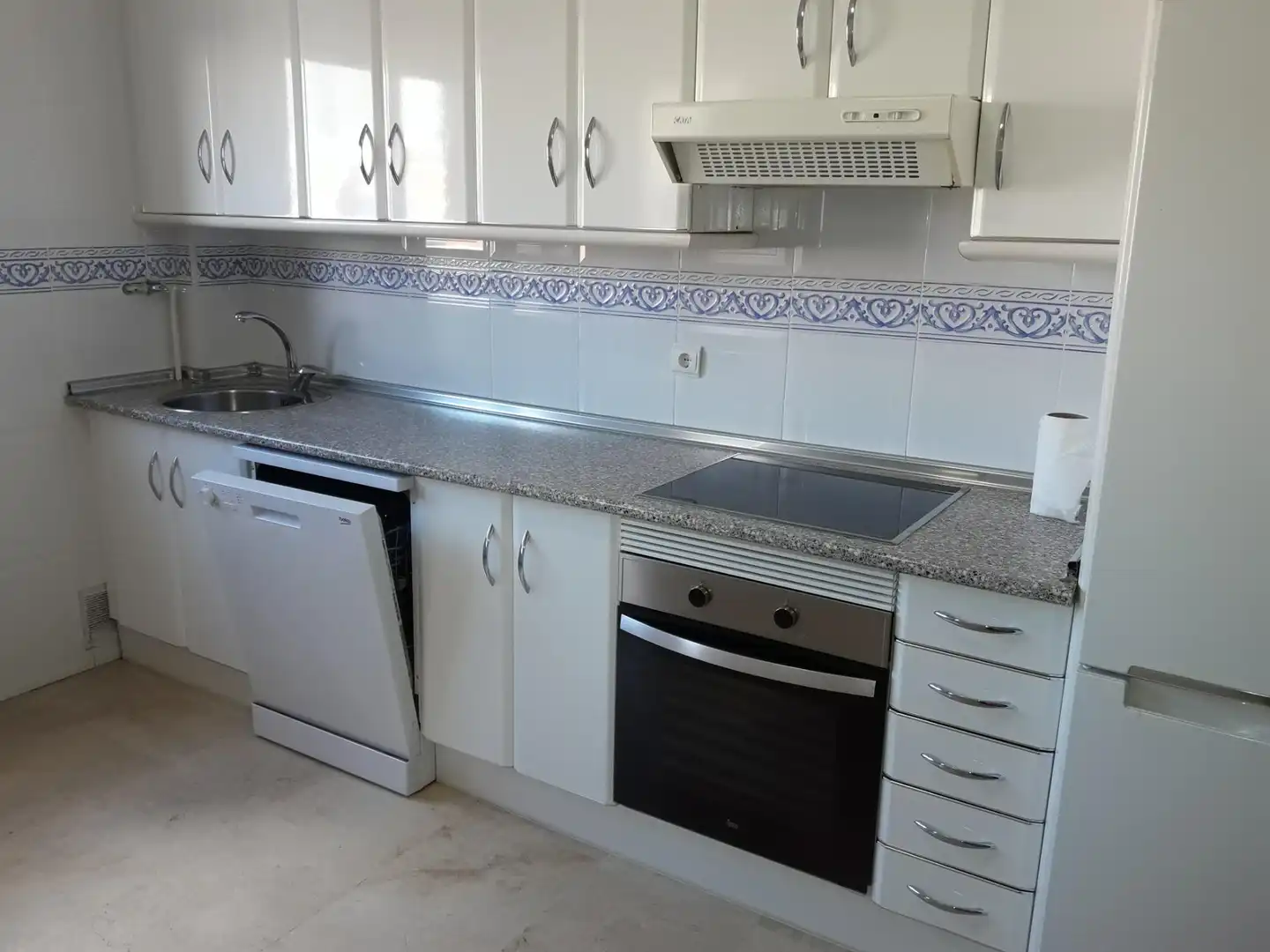 Kitchen of Flat for rent in Palencia  with Heating, Terrace and Storage room