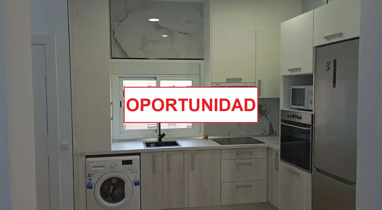 Cocina de Ático en venta en Ciudad Real con Calefacción, Terraza y Amueblado