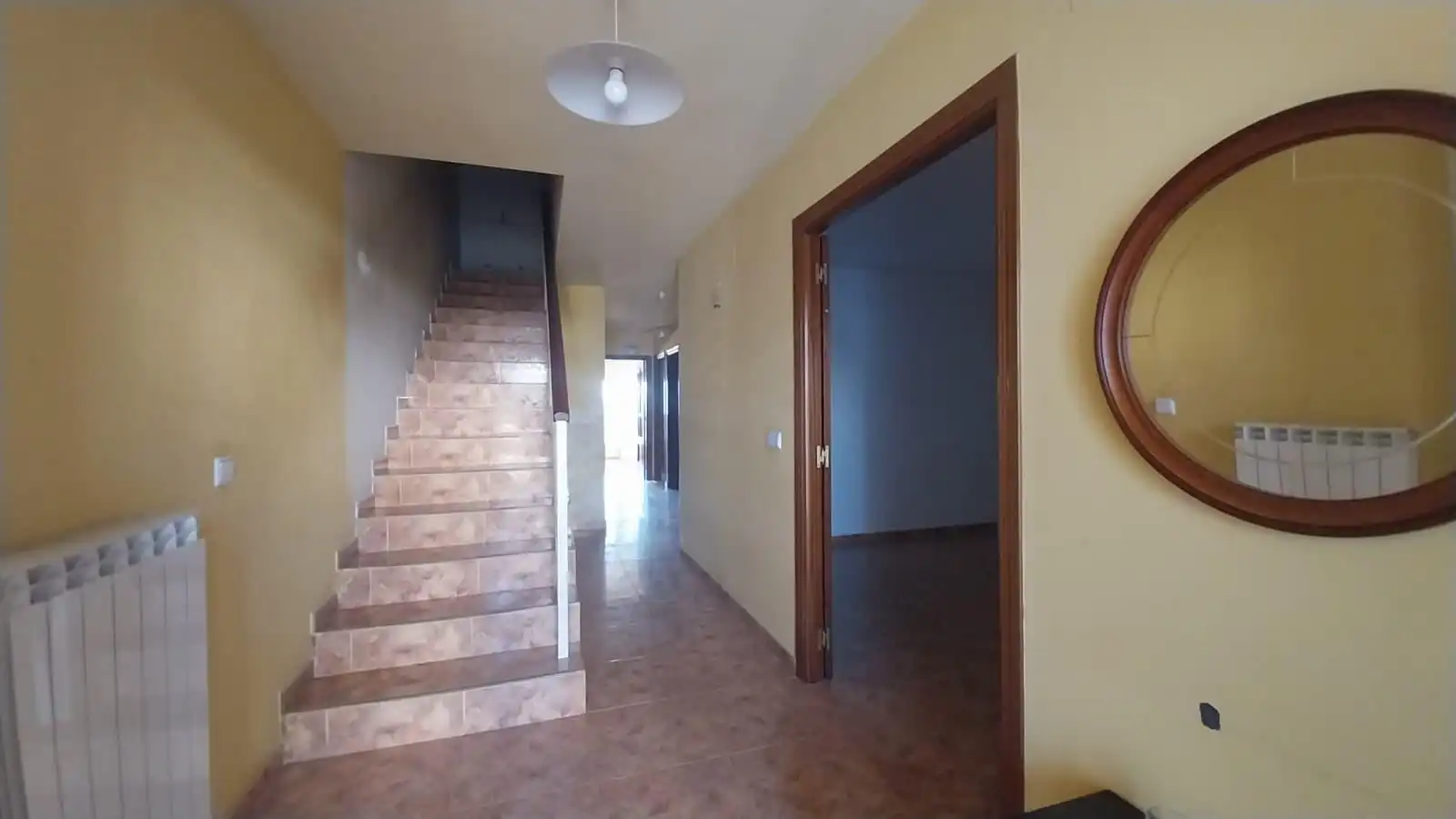 Casa adosada en venda en Tudela de Duero amb Calefacció i Terrassa