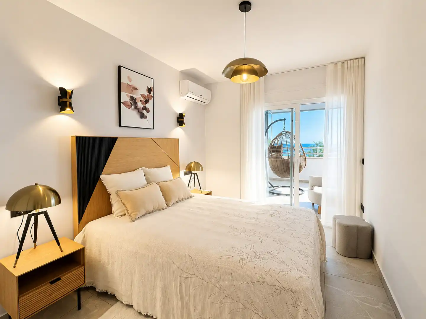 Dormitori de Apartament en venda en Calpe / Calp amb Aire condicionat, Calefacció i Jardí privat