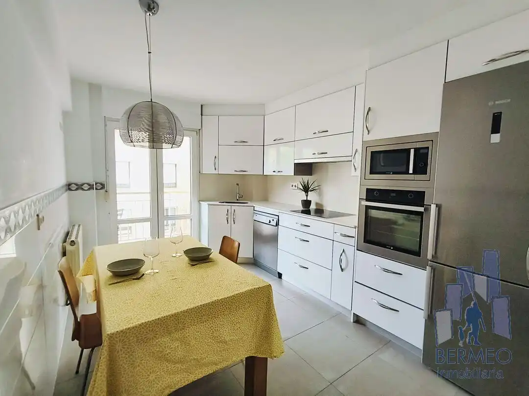 Cocina de Piso en venta en Bermeo con Calefacción y Balcón