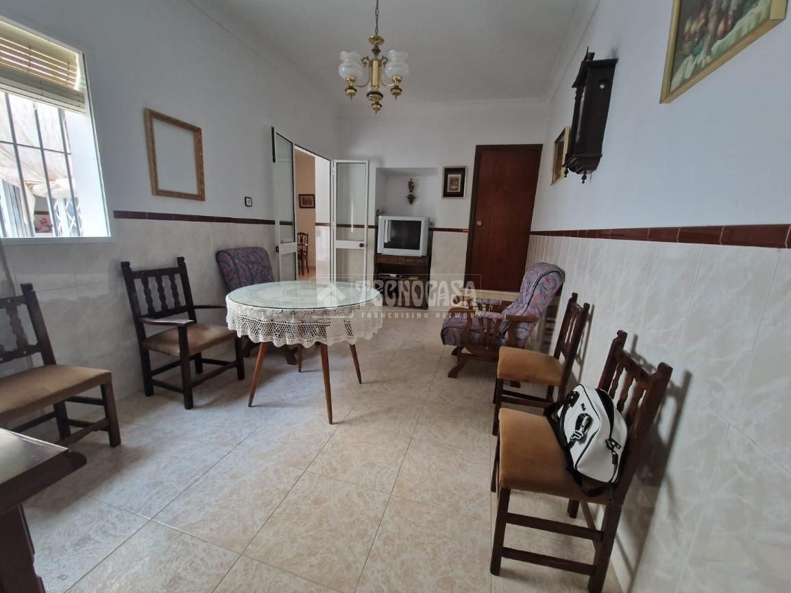 Sala d'estar de Casa o xalet en venda en Aguadulce (Sevilla)