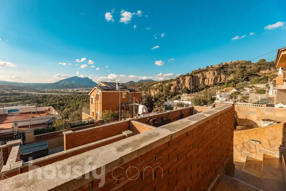Vista exterior de Casa o xalet en venda en Abrera, Barcelona
