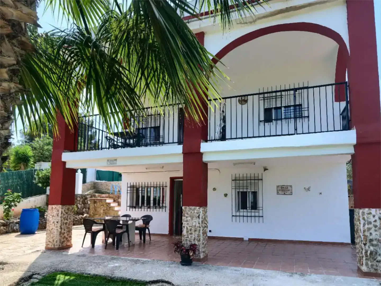 Vista exterior de Casa o xalet en venda en Chiva amb Balcó