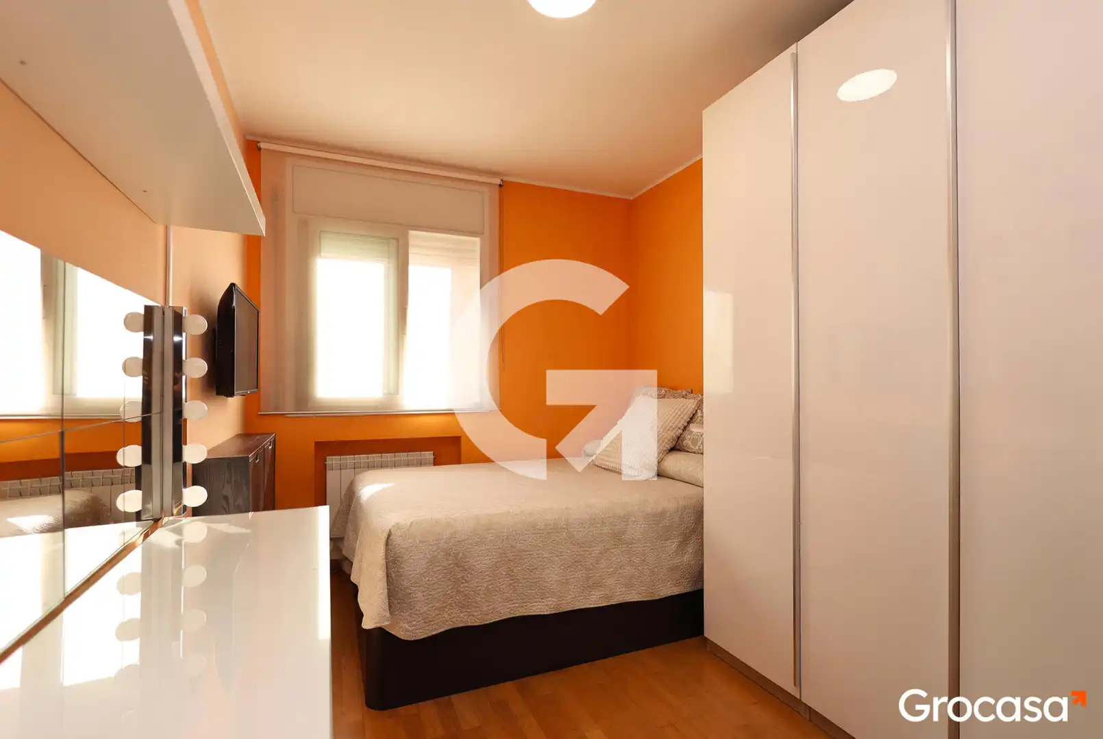 Habitación de Piso en venta en L'Hospitalet de Llobregat con Aire acondicionado, Calefacción y Horno
