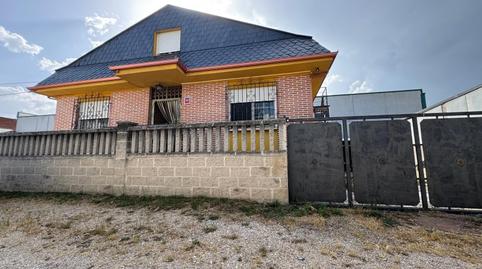 Foto 3 de Casa o xalet en venda a Cuatro Vientos, León