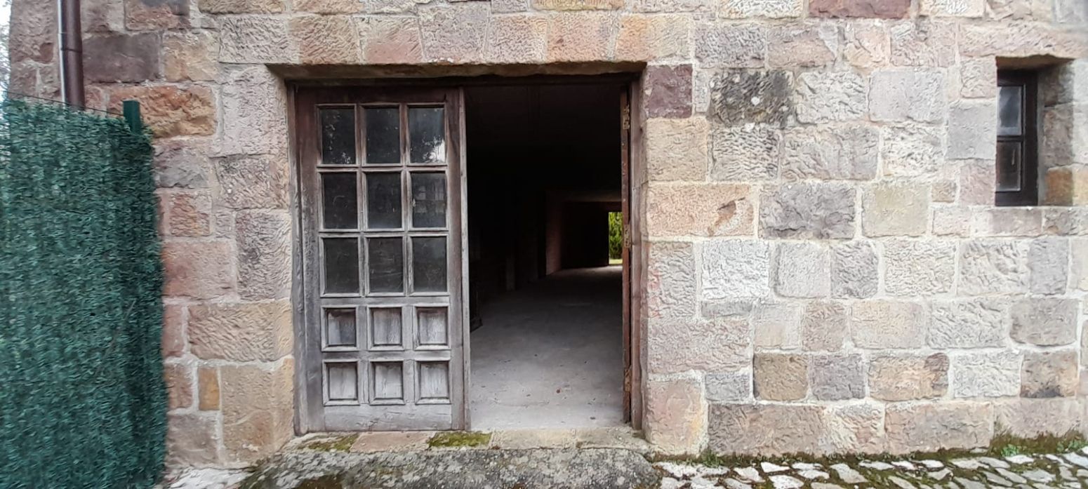 Geschaftsraum miete in Santillana del Mar mit Terrasse
