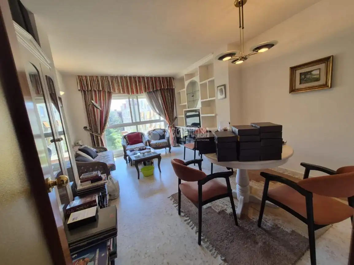 Living room of Flat for sale in Madrid