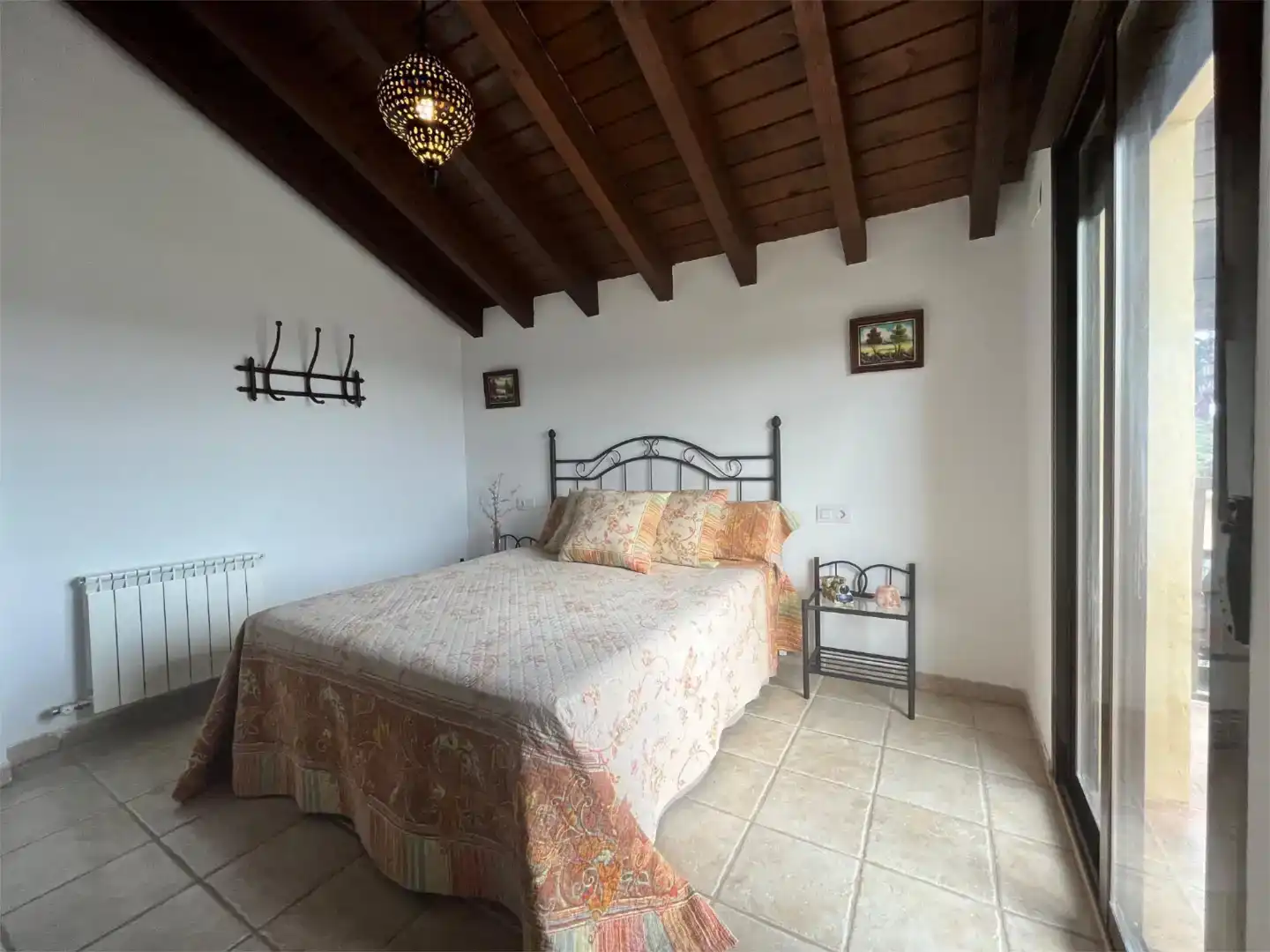 Dormitori de Finca rústica en venda en Alcalá la Real amb Piscina i Balcó
