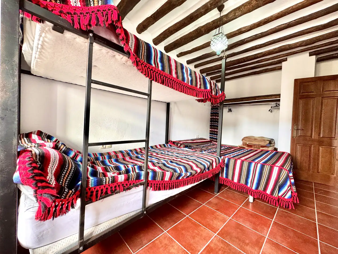 Bedroom of Buildings for sale in Juviles  with Alarm