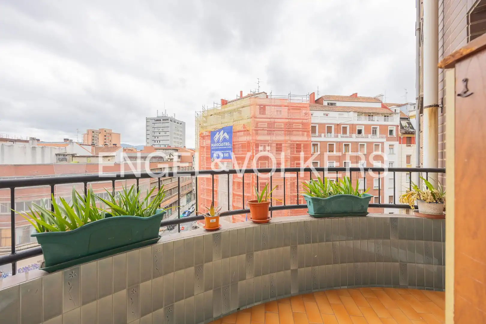 Terraza de Piso en venta en Bilbao  con Calefacción y Terraza