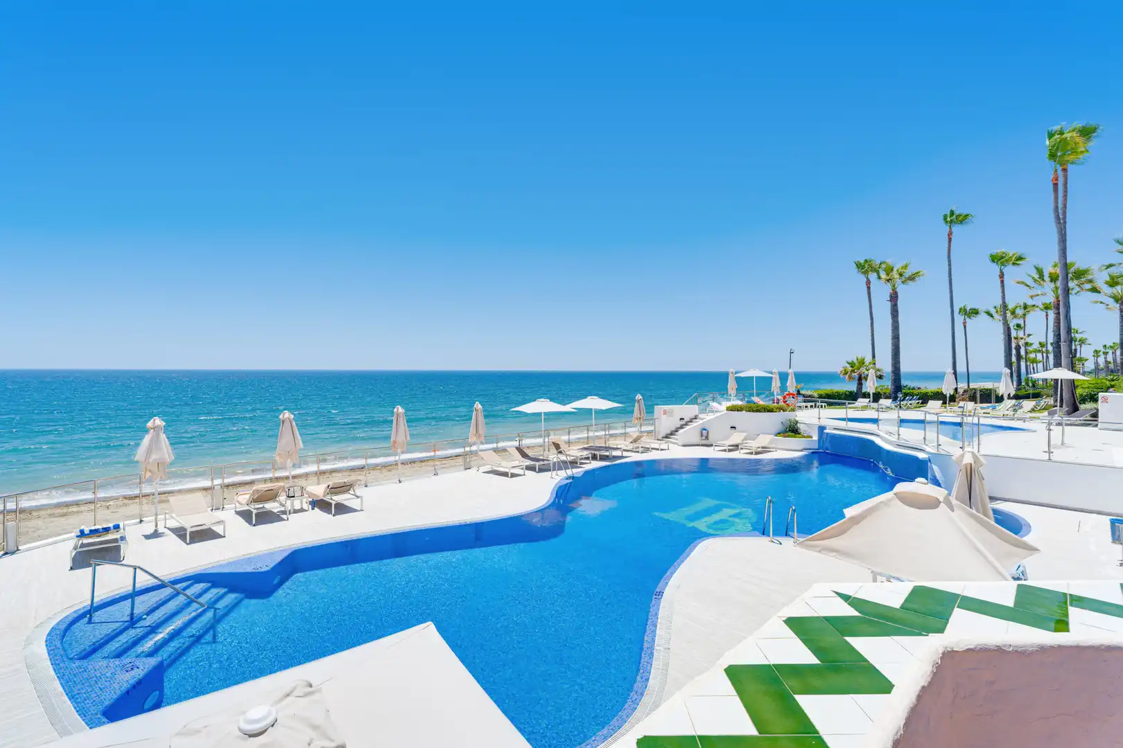 Apartment with pool for sale in Selwo, imagen 3