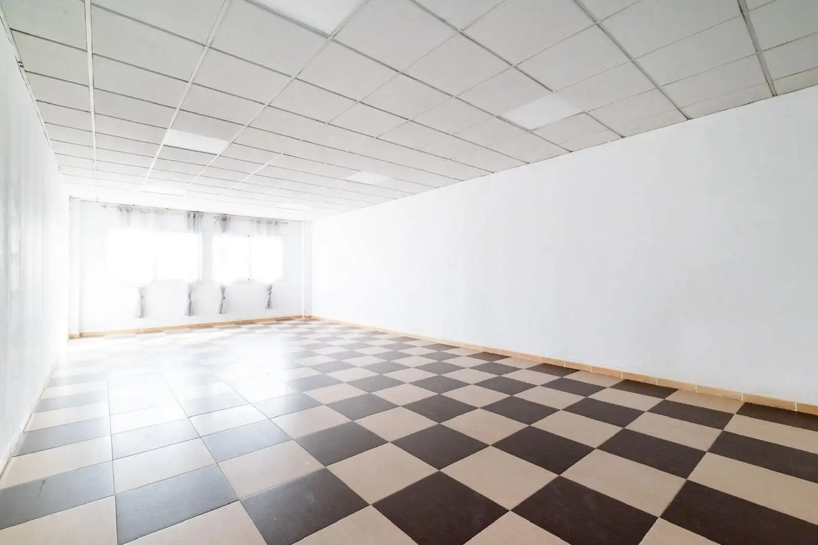 Nave industrial de alquiler en Albolote