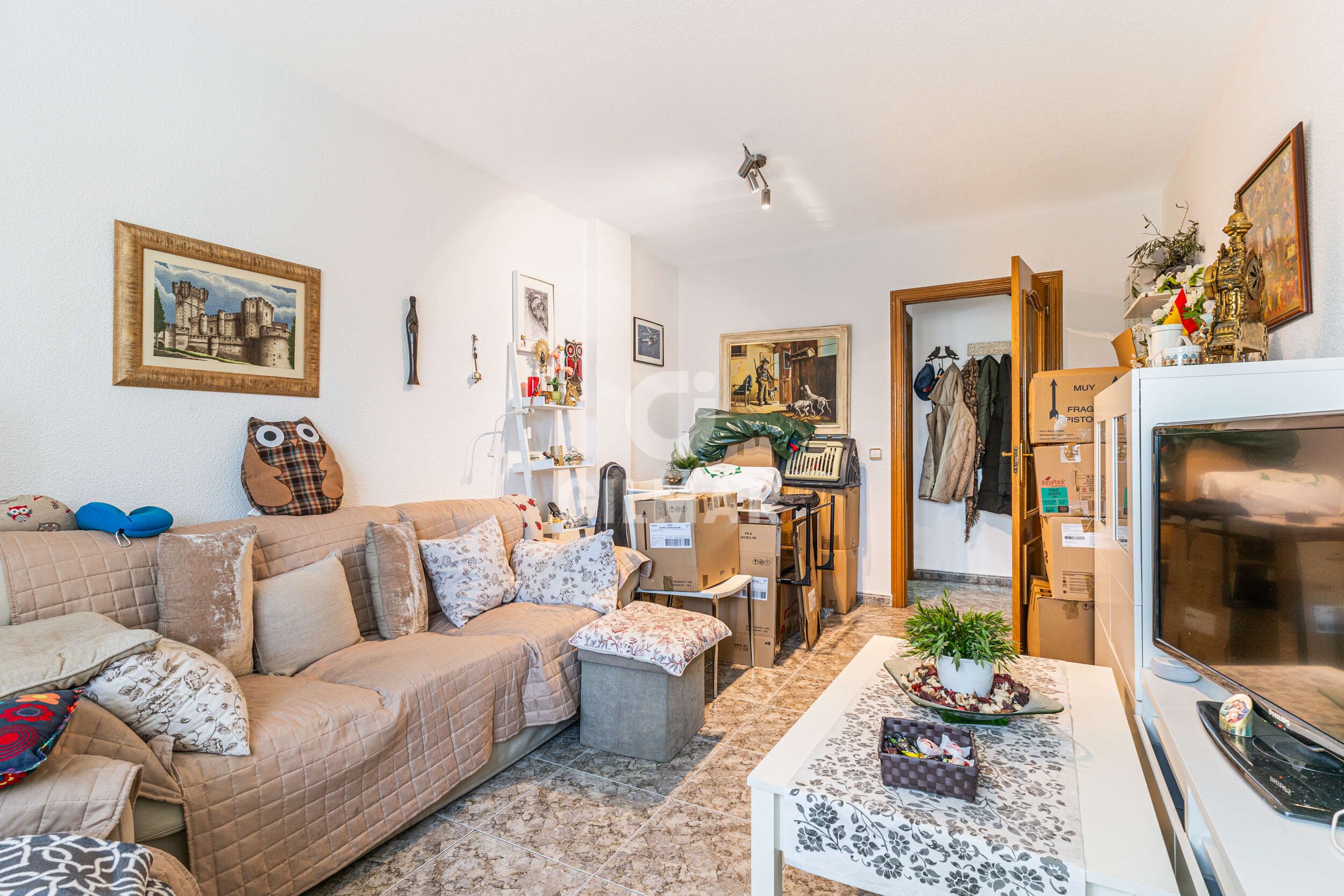 Living room of Flat for sale in Móstoles  with Heating, Private garden and Furnished