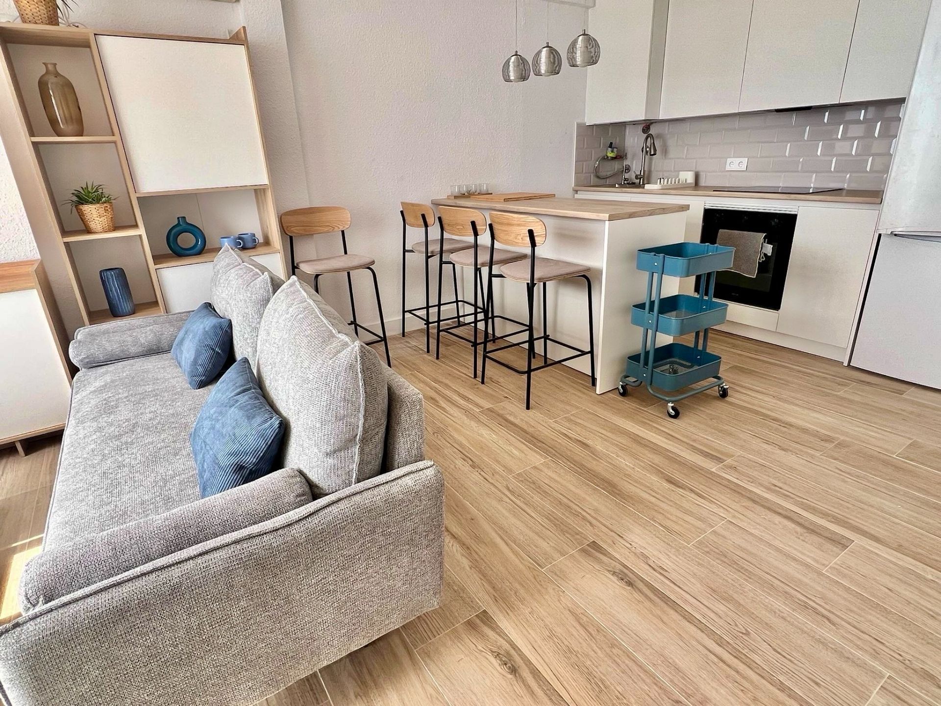 Sala de estar de Apartamento de alquiler en Alicante / Alacant con Aire acondicionado, Calefacción y Terraza