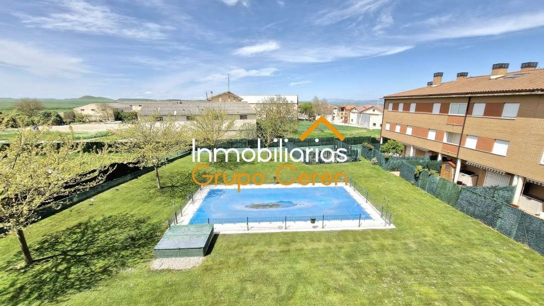 Vista exterior de Pis en venda en Grañón amb Calefacció, Jardí privat i Terrassa