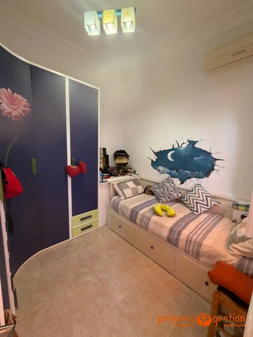 Bedroom of Houses for sale in Fuentes de Andalucía  with Air Conditioner, Terrace and Furnished