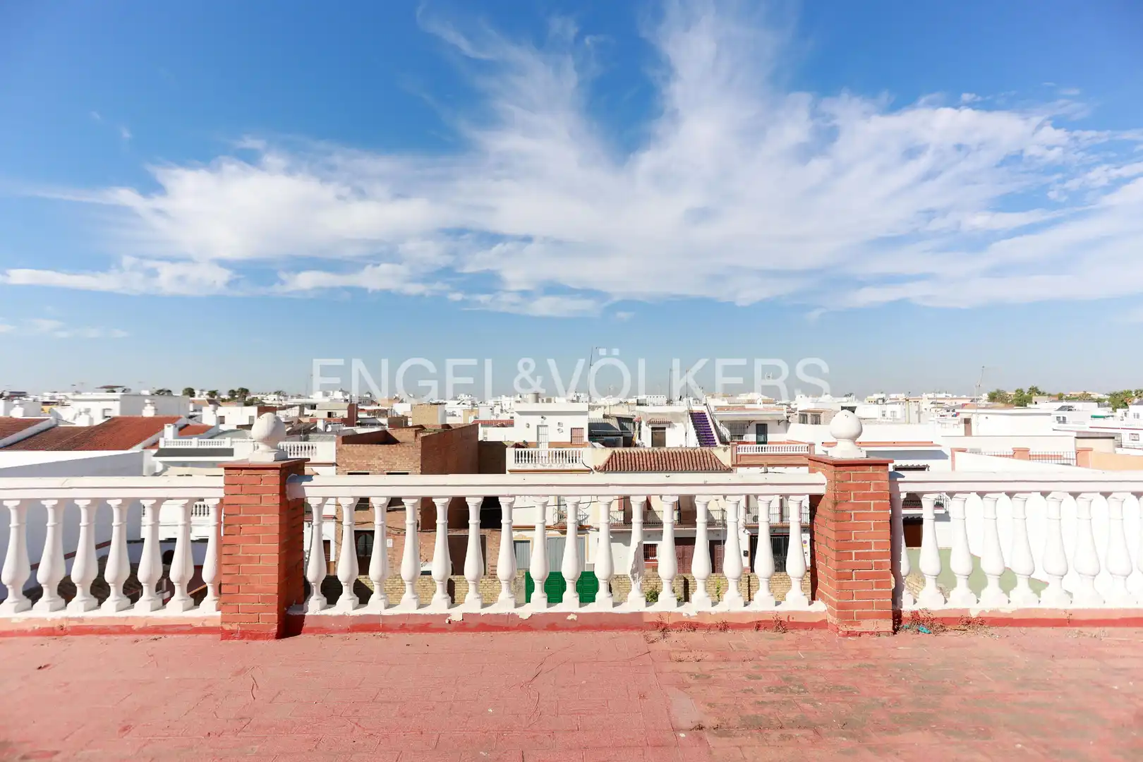 Terraza de Casa o chalet en venta en Los Palacios y Villafranca con Aire acondicionado, Calefacción y Jardín privado